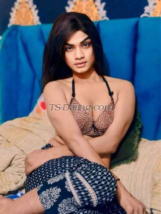 trans girl Twinkavni 5476102