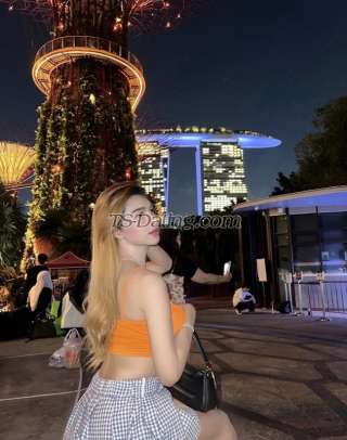 trans girl tskiel 6608660