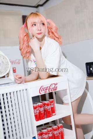 trans girl Urijung56 4073360