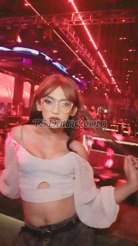 trans girl Urprettymo 7295106