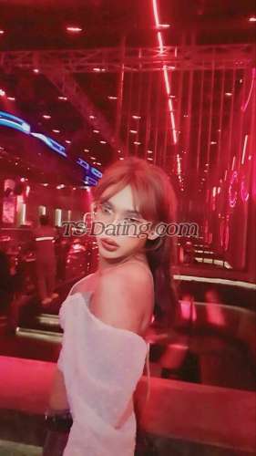 trans girl Urprettymo 7295133