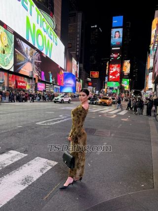 trans girl VALERIA1 3354327 trans girl VALERIA1 3354327