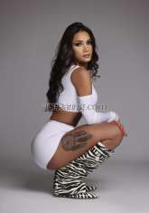 VALE XOXO Barcelona Transex Por fin en Barcelona Cuerpo espectacular e increíblemente guapa por primera vez en BARCELONA Instagram _> Michellswift.Hernandez Hola bebés, mi nombre es Valentina, de Colombia, 23 años. !Soy una chica versátil, me gusta mucho el sexo. También hago masajes relajantes. Me gusta el deporte, la vida sana, todas mis fotos son reales. Si quieres vivir una experiencia única te invito conmigo ¡llámame!