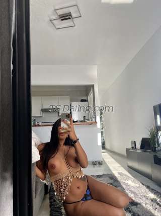 trans girl VALEXOXO 0930464