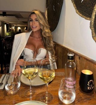 trans girl VERUSHKA 0387125