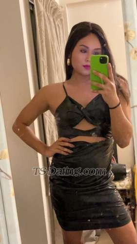 trans girl ValentinaD 0857340