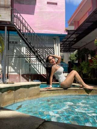 trans girl Valeriahan 8900711