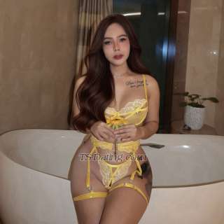 trans girl VersaQueen 2437876