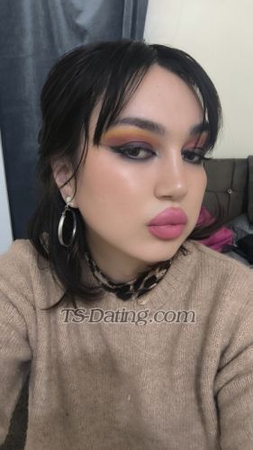 trans girl Versachi1 7700147