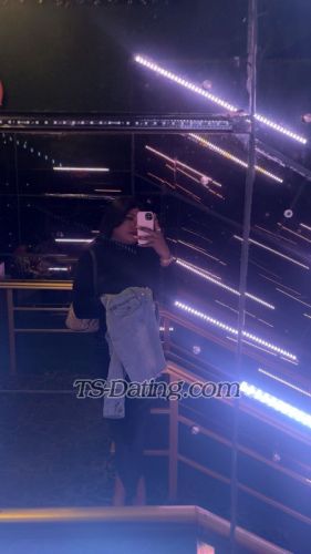 trans girl VerstileMahi 8094850