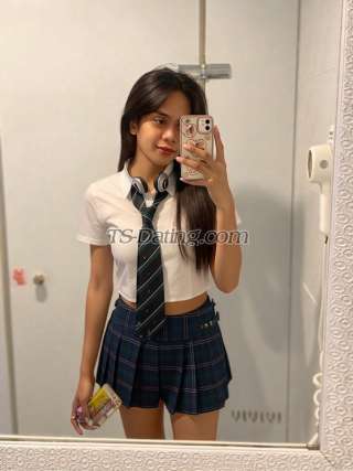 trans girl Vinuskim 2443885