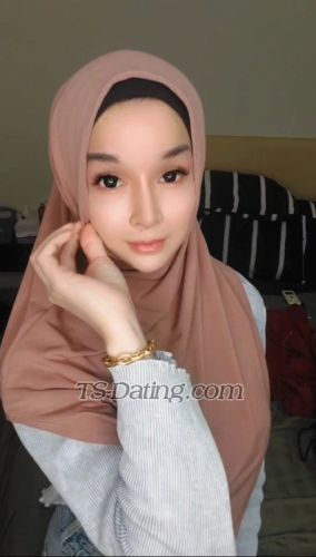 trans girl Vitagen 3202413