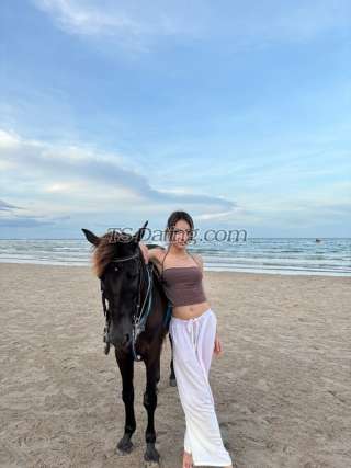 trans girl Vivienekeen 7808409