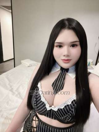 trans girl Wayo1999 9551867