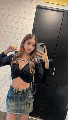 trans girl Winsnowblack 1199211