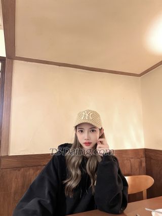 trans girl Winsnowblack 2187449