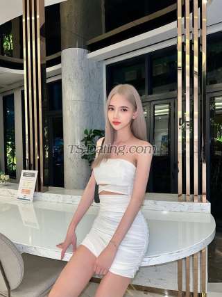 trans girl Winsnowblack 7216493