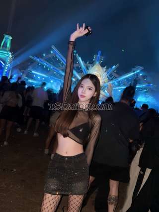 trans girl Winsnowblack 7547412