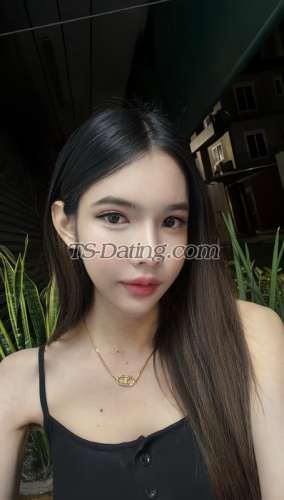 trans girl Winsnowblack 7813301