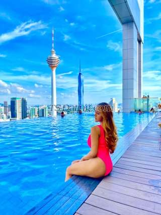 trans girl XXLcockzilla 9168318