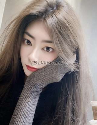 trans girl Yaolili123 2212010