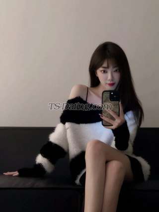 trans girl Yaolili123 4107758