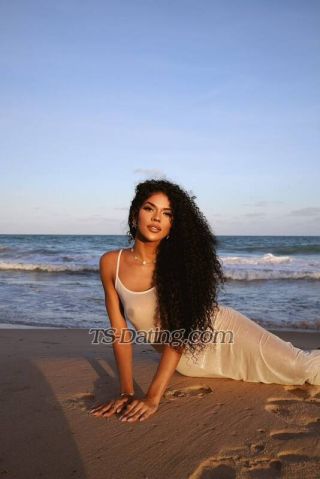 trans girl YaraVentura 2120794 trans girl YaraVentura 2120794
