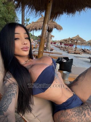 trans girl Yarasaantosz 6860195