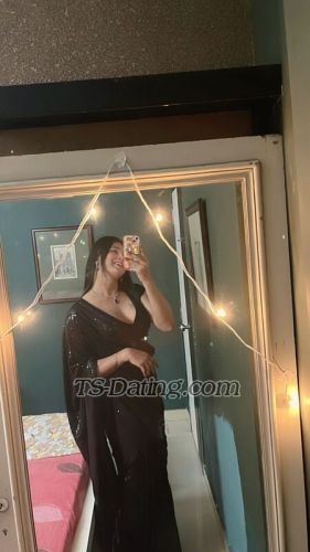 trans girl Yashikaa12 8961321