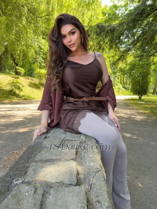 trans girl YasminSantos 0066215