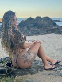 Yasmin muniz Creil Transex Je suis une femme trans très coquine, avec un gros cul
chaud. J'adore les hommes de bon goût qui aiment une petite
pute. Planifions une réunion bébés