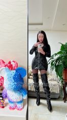 Ye Lin Hongkong Transex a professional print model, embodies elegance and warmth. Blessed with striking looks, a graceful figure, and a sweet, melodious voice, she exudes a gentle charm that shines through every frame. she seamlessly blends softness and sophistication,