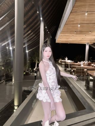 trans girl Yeewha1144 1241382