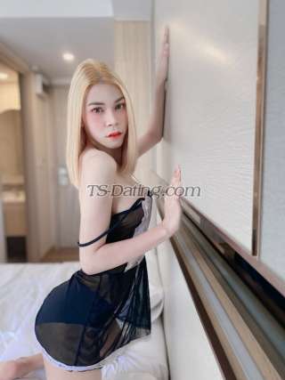 trans girl Yeewha1144 4129010