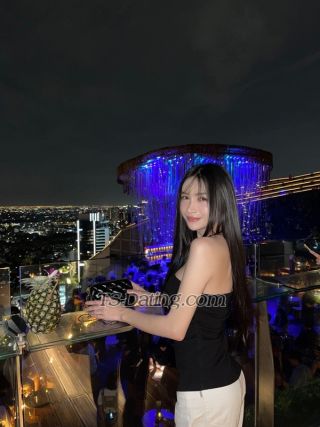 trans girl Yiwlycici 6574142