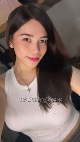 trans girl Yogirlkisses 8419471