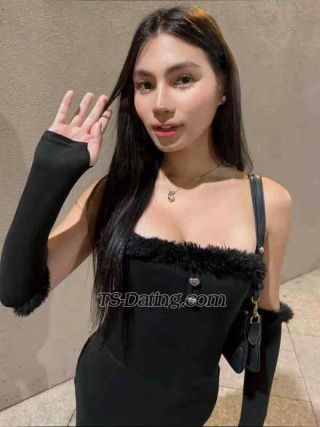 trans girl Yogirlmaicah 7364751