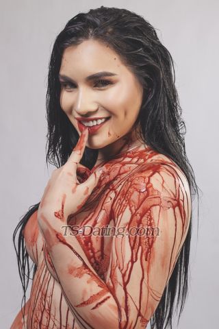 trans girl Yogirlmaicah 9379205