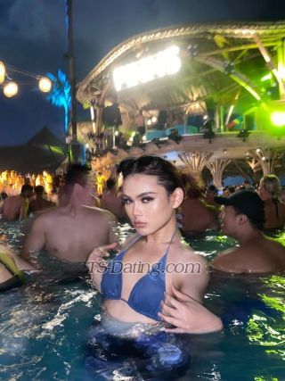 trans girl YolandaBelle 0415692