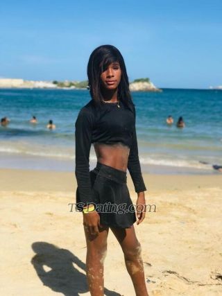 trans girl Yoselinsalek 0932826