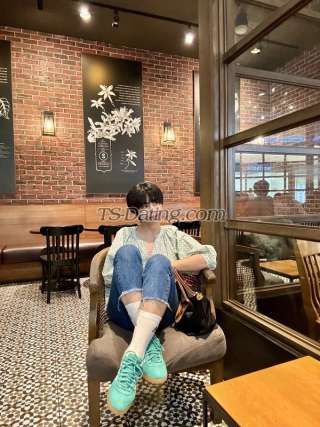 trans girl Youngpat 9985392