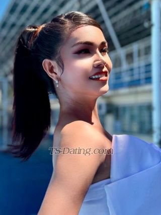 trans girl YourWifeDream 1779521