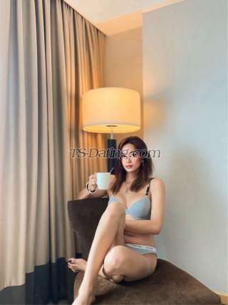 trans girl YummyKhia 8771272