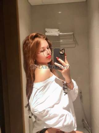 trans girl Yurayum 4073148