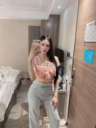 trans girl Yuriecute 4582346