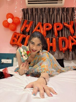 trans girl YuvikaGupta 0339803