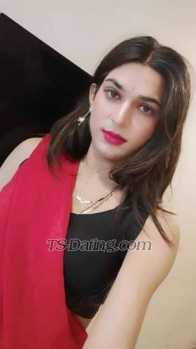 trans girl YuvikaGupta 1998078
