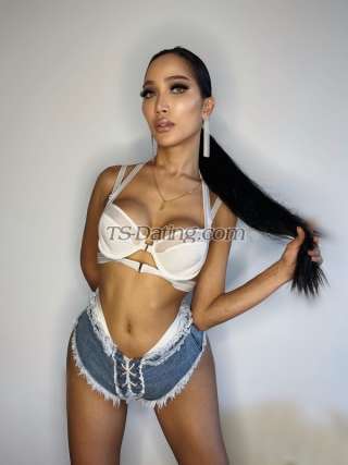 trans girl ZaerraKarl 3325802 trans girl ZaerraKarl 3325802