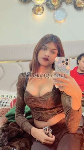 trans girl Zarakhan24 7578770