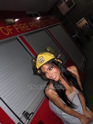 trans girl ZaviaKhalifa 5483254